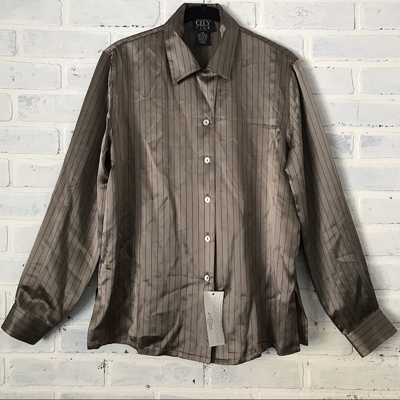🛑SOLD🛑 100% Silk Button-Down Collared Shirt - Picture 2 of 4